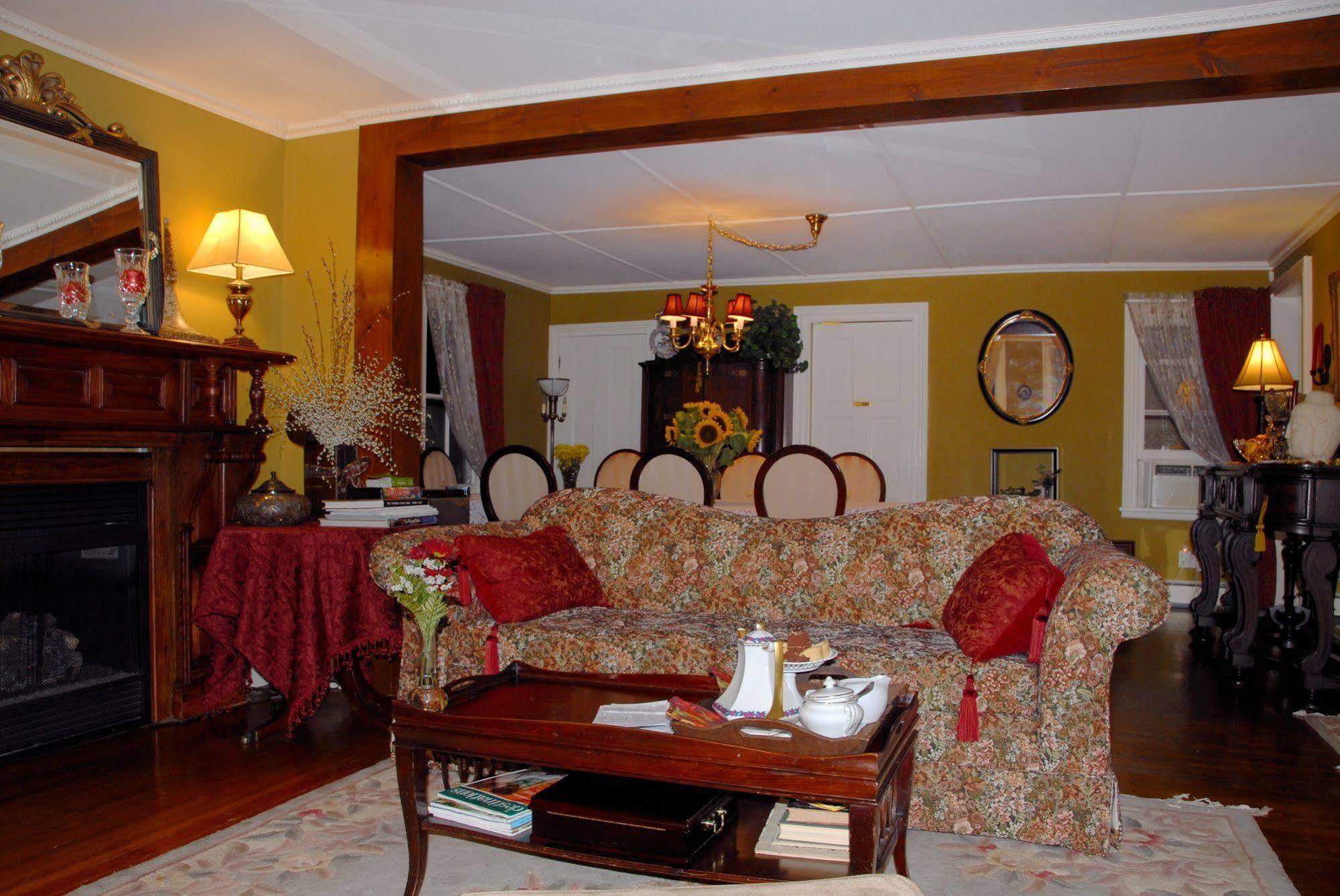 Arbor View House Bed And Breakfast East Marion Екстер'єр фото